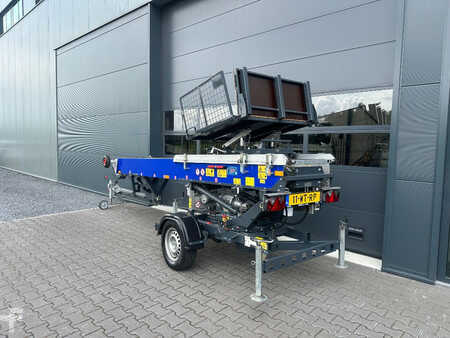 Andet 2019 Paus Easy 24 Lift, 2019, First Owner, Only 56 Hours!! (3)