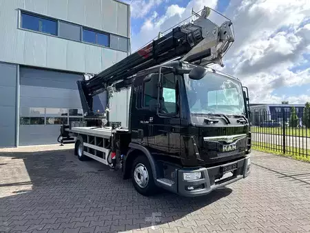Guindastes móveis 2016 Böcker AK 37/4000 with passenger basket, 2016, 35.076 km! (2)
