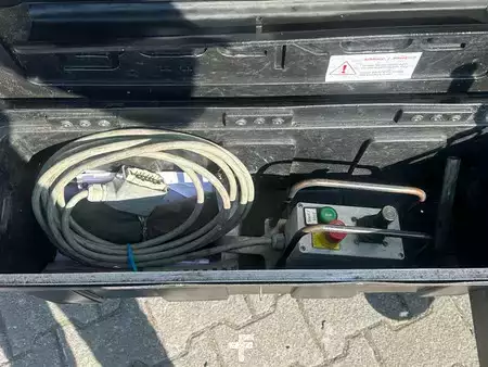 Ostatní 2019 Böcker Junior HD21 Furniture Lift, 2019, first owner (6)