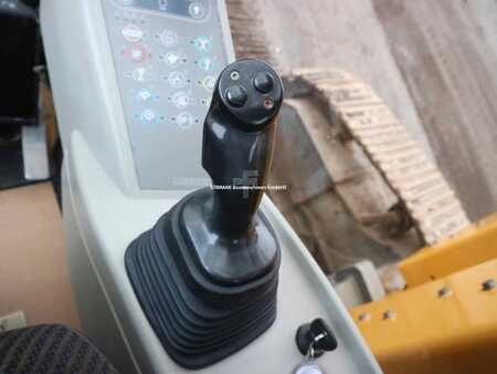 Escavatori da demolizione 2004 Liebherr R954B VH-HD 736 (17)