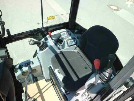 Mini-koparki 2023 Bobcat E 20z (14)