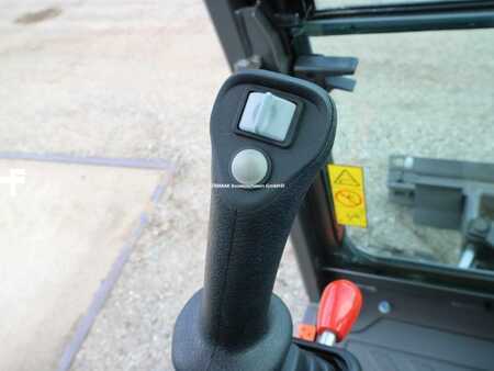 Mini kotrógép 2022 Volvo EC 18 E (18)