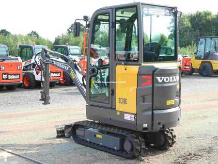 Mini kotrógép 2022 Volvo EC 18 E (3)