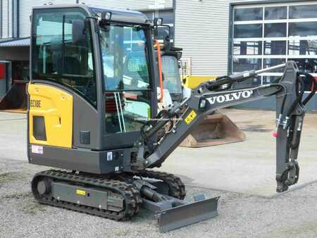 Mini kotrógép 2022 Volvo EC 18 E (7)