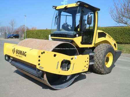 Sestavy válců 2024 BOMAG BW 211 D-50 (1)