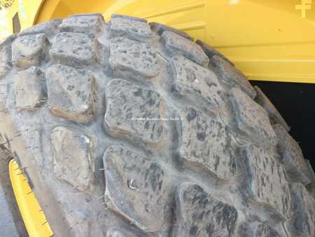 Sestavy válců 2024 BOMAG BW 211 D-50 (13)