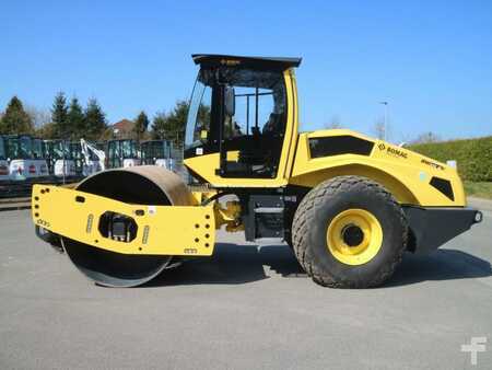 Sestavy válců 2024 BOMAG BW 211 D-50 (2)