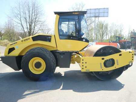 Sestavy válců 2024 BOMAG BW 211 D-50 (6)