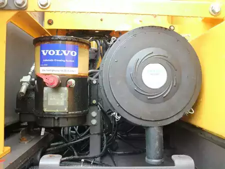 Excavadoras de ruedas 2016 Volvo EW 180 E (12)