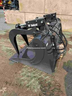Attachments 2023 Bobcat Industriegreifer an Schaufel 203 cm (2)