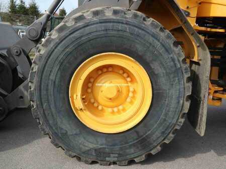 Radlader 2016 Volvo L 120 H (9)