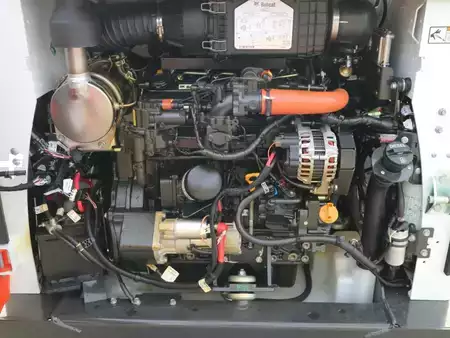 Caricatrici 2026 Bobcat S 550 (12)