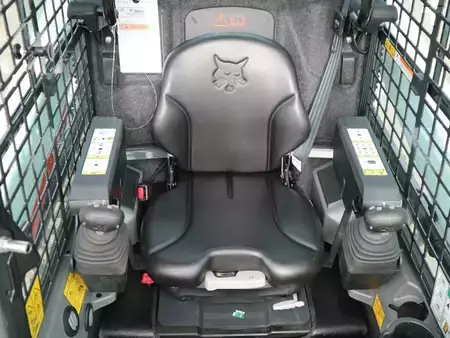 Caricatrici 2026 Bobcat S 550 (13)