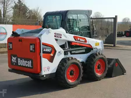 Caricatrici 2026 Bobcat S 550 (5)