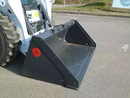 Caricatrici 2026 Bobcat S 550 (8)