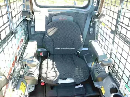 Kompaktní nakladače 2026 Bobcat S 550 (13)