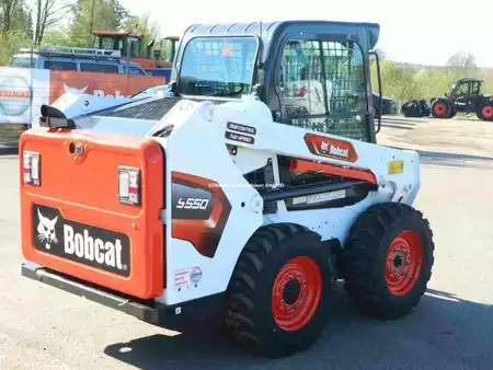 Kompaktní nakladače 2026 Bobcat S 550 (5)