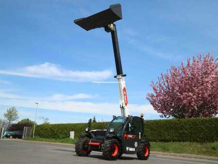 Kolové nakladače 2025 Bobcat TL 25.60 RB (8)