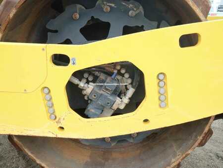 Compattatori per rifiuti 2019 BOMAG BW 213 PDH-5 (10)