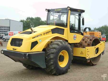 Compattatori per rifiuti 2019 BOMAG BW 213 PDH-5 (5)