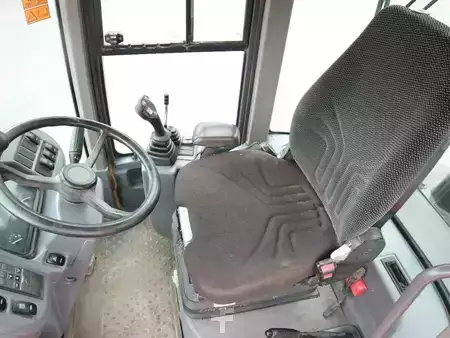 Wielladers 2016 Volvo L 35 G (16)