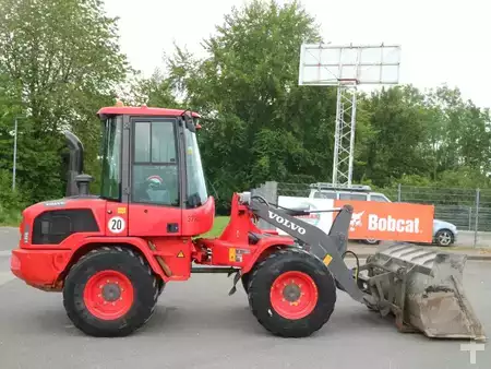 Wielladers 2016 Volvo L 35 G (6)