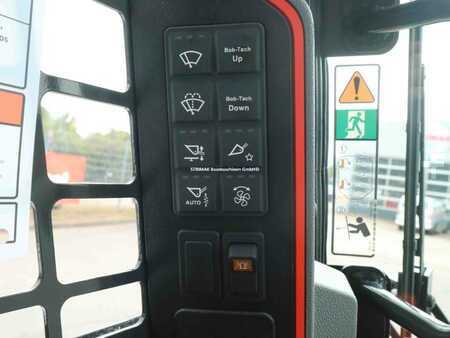 Carregadeiras de esteiras 2025 Bobcat T 76 (18)