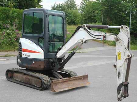 Mini-koparki 2012 Bobcat E 26 (7)