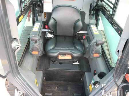 Laderaupe 2024 Bobcat T 86 (15)
