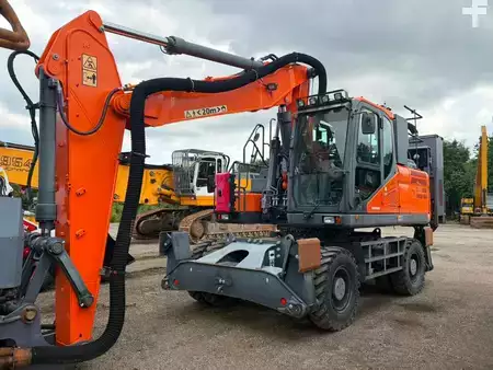 Mobil gravemaskin 2018 Doosan DX210W-5 (1)