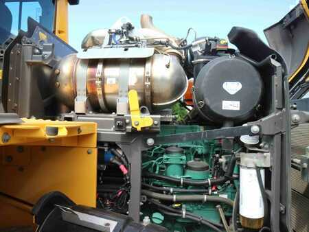 Kolové nakladače 2023 Volvo L 110 H (13)