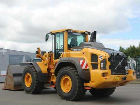 Kolové nakladače 2023 Volvo L 110 H (3)