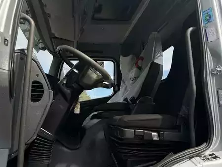 Miscelaneo 2014 Mercedes-Benz ATEGO 1324 4x4 chassis (13)