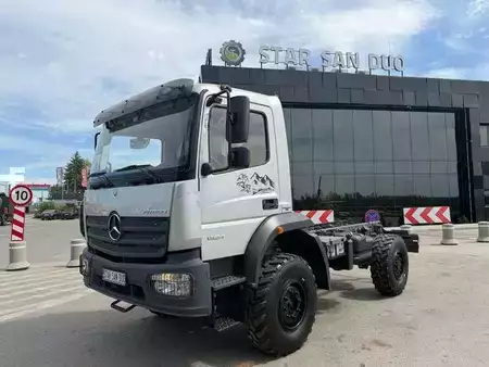 Miscelaneo 2014 Mercedes-Benz ATEGO 1324 4x4 chassis (2)