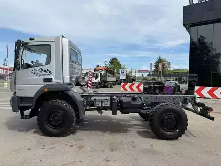 Miscelaneo 2014 Mercedes-Benz ATEGO 1324 4x4 chassis (3)
