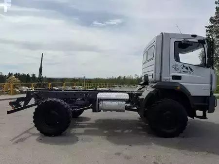 Miscelaneo 2014 Mercedes-Benz ATEGO 1324 4x4 chassis (6)