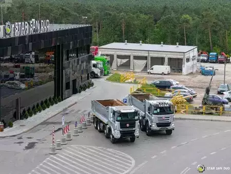 Outro 2019 Tatra Phoenix 8x8 Kipper VS MONT Tipper (11)