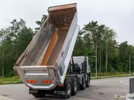 Outro 2019 Tatra Phoenix 8x8 Kipper VS MONT Tipper (13)