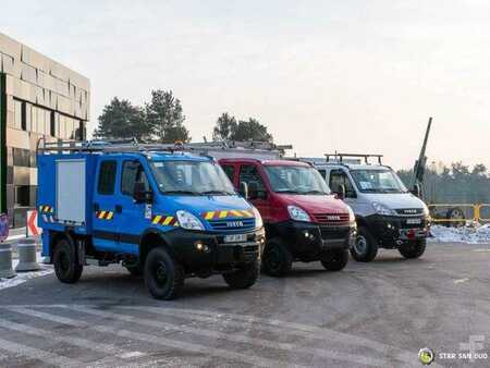 Miscelaneo 2010 Iveco DAILY 55S18DW 4x4 Doka (1)