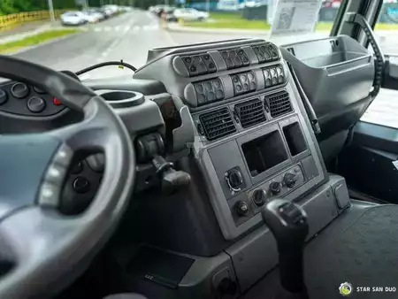 Overige 2005 Iveco TRAKKER 310 6x4 Palfinge PK 44002 Crane FlyJib (19)