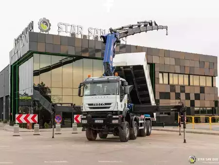 Miscelaneo 2010 Iveco TRAKKER 450 8x8 PM 85SP Crane Kipper Tipper (5)