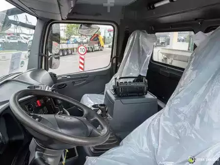 Sonstige 2012 Mercedes-Benz AXOR 1833 4x4 HIAB 166 Crane Kipper (17)