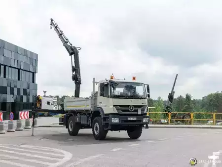 Sonstige 2012 Mercedes-Benz AXOR 1833 4x4 HIAB 166 Crane Kipper (5)