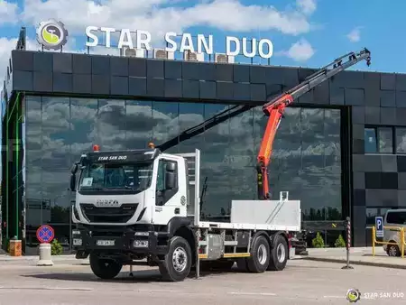 Pozostałe 2017 Iveco TRAKKER 360 6x4 PALFINGER PK 18502 Crane Rotato (1)