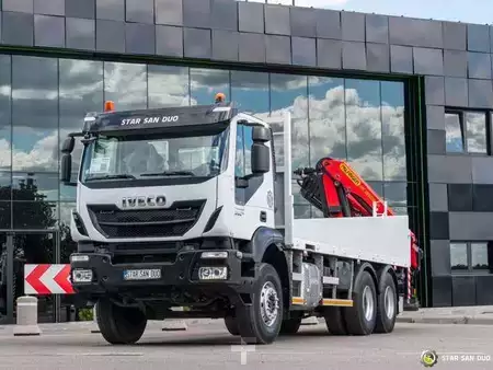 Pozostałe 2017 Iveco TRAKKER 360 6x4 PALFINGER PK 18502 Crane Rotato (5)