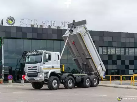 Outro 2019 Tatra Phoenix 8x8 Kipper VS MONT Tipper (1)