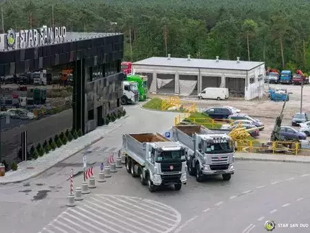 Outro 2019 Tatra Phoenix 8x8 Kipper VS MONT Tipper (11)