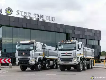 Outro 2019 Tatra Phoenix 8x8 Kipper VS MONT Tipper (6)