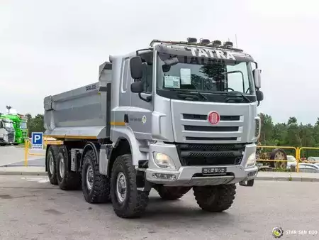Outro 2019 Tatra Phoenix 8x8 Kipper VS MONT Tipper (7)