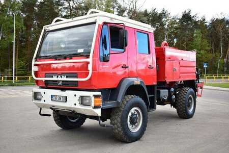 Sonstige 2002 MAN LE 18.220 4x4 FIRETRUCK FEURWEHR ! (18)